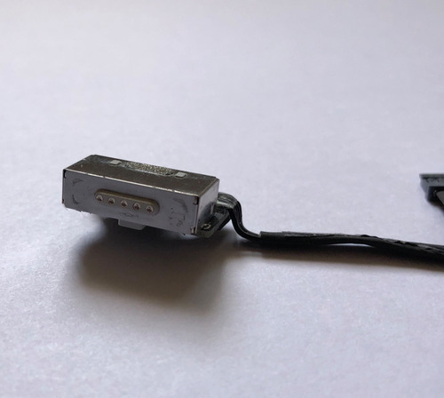 Power Jack Centro De Carga Macbook Pro Retina A1502 820-3584 (Usado)