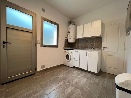 Imagen 12 de 30 de Casa De 4 Amb, En Pb , Opcional A 2da Planta Barrio Los Naranjos