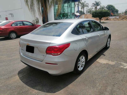 Imagen 5 de 10 de Chevrolet Cavalier 2019 4p Lt L4/1.5 Aut