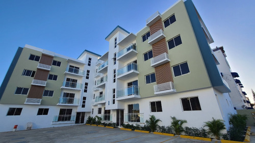 Apartamentos Listos Para Entrega Ubicados En Mirado Del Este, Santo Domingo Este