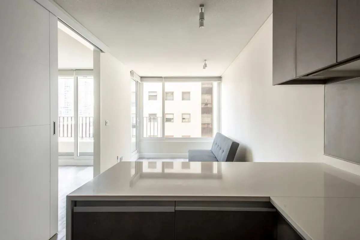 Imagen 4 de 15 de Arriendo Semi Amoblado | 1d1b | Metro Chile España