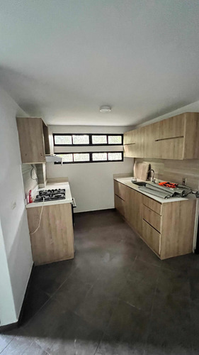 Apartamento Central 4 Habitaciones 4 Piso Sin Ascensor