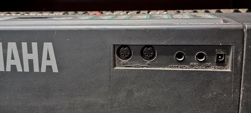 Teclado Yamaha Psr 500 - Teclas Sensitivas - Ótimo Estado Preto