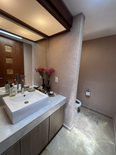 Hermosa Casa En Venta - Lomas De Tecamachalco - Ubicacion Privilegiada.