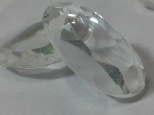 196se Vende Cuarzos De Cristal Facetado En Forma De Capuchon