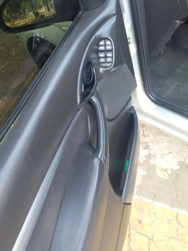 Ford Focus 1.6 Gl Flex 5p 2008