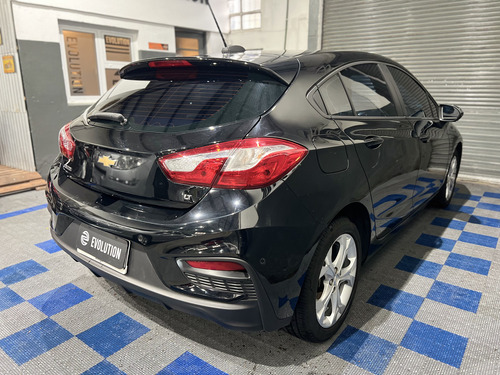 Chevrolet Cruze 5 1.4 Lt At 5p