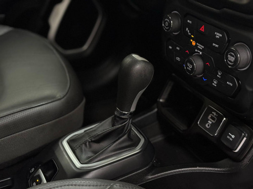 Jeep Renegade Longitude 1.8 Flex Automatico