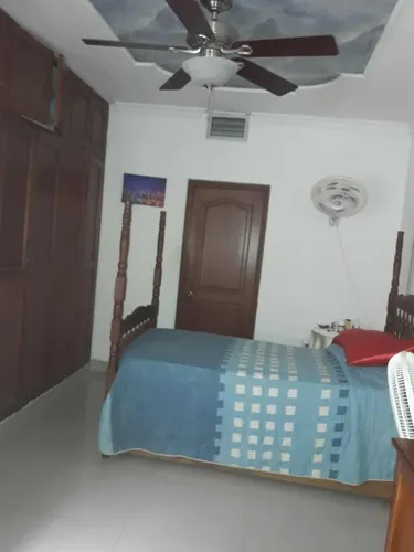 Alquilo Habitación Amplia Y Cómoda En Barranquilla