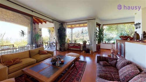 Casa En Venta De 4 Dorm. En Vitacura