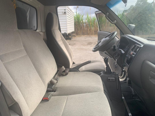Imagen 6 de 7 de Hyundai H100
