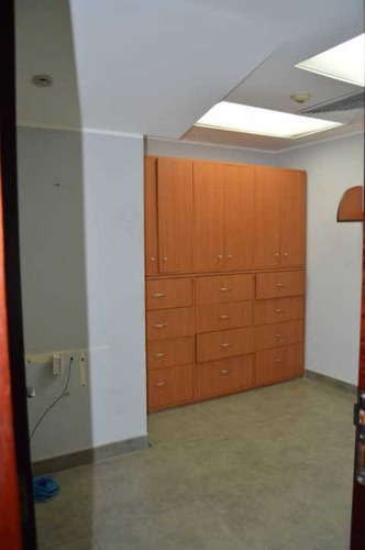 Imagen 12 de 17 de Alquilo Local 528m2 Altamira 5682