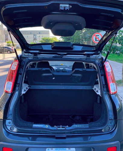 Fiat Uno 1.4 Attractive Pack Eléctico 5p 2011 Gris