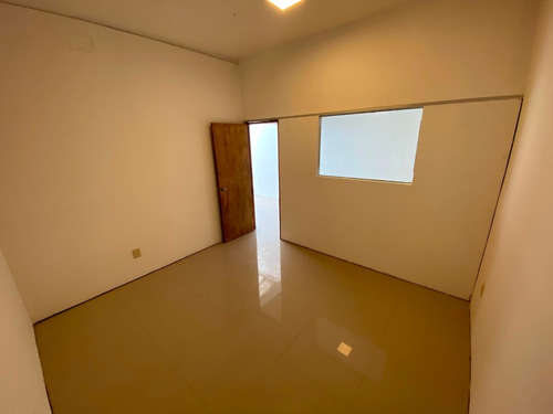 Dueño Vende: Pocitos, 2 Baños 3 Dor., A 100 M De Bvar España