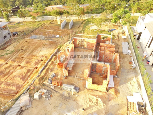 **chácara Em Construção Dentro De Condômino Fechado**