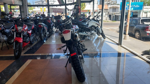 Imagen 7 de 21 de Motomel Xmm 250 0km