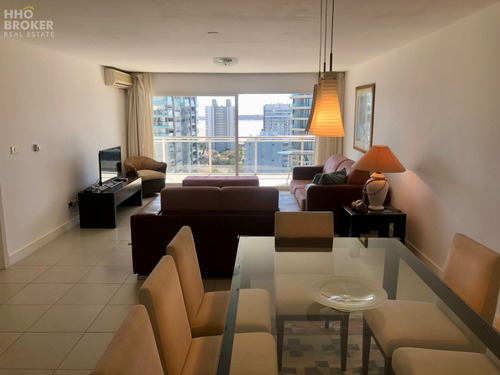Apartamento En Venta Y Alquiler Torre Manhattan. Punta Del Este. Aidy Gril.