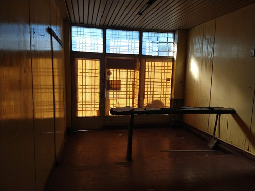 Villa Adelina-av.ader-drago-propiedad Uso Oficina-comercial-galpón-industrial-303m2 Terreno