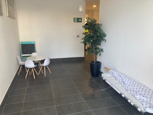 Metro Lo Ovalle; Impecable - 1dorm+1b, Oriente, Codjc