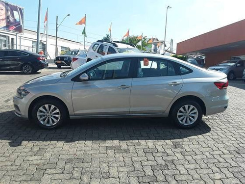 Imagem 3 de 12 de Volkswagen Virtus 1.6 Msi Total Flex Manual