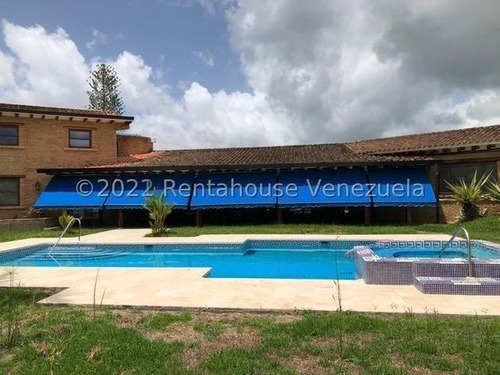 Imagen 27 de 30 de Mayerling Gonzalez Bm Vende Casa La Lagunita Country Club Mls #23-5183