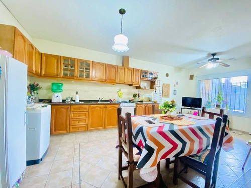 Imagen 3 de 6 de Casa En Venta En Ituzaingo Sur