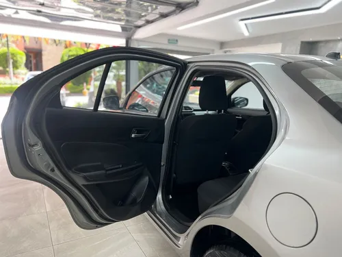 Suzuki Swift Dziere Mt 2023