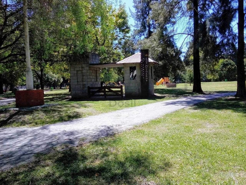 Imagen 2 de 11 de Barrio Semicerrado Las Nazarenas Pilar. Lote Terreno En Venta