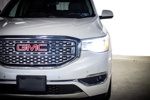 GMC Acadia 3.7 Denali At