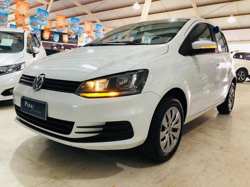 Volkswagen Fox 1.0 Mpi Trendline 12v Flex 4p Manual