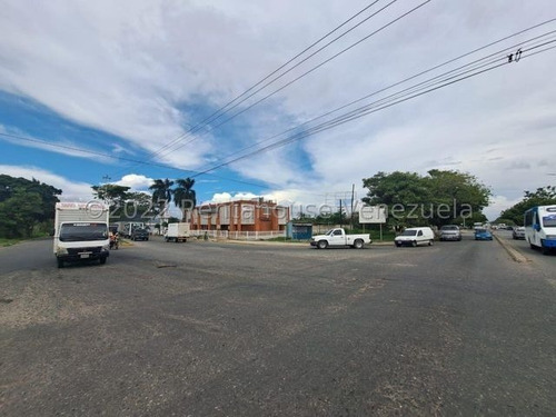 Imagen 11 de 30 de Galpones En Alquiler Zona Industrial Barquisimeto, Planta Eléctrica, Código 23-11622, Mz 31/03