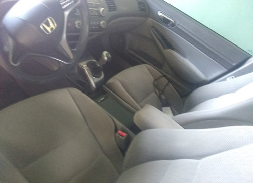 Imagen 3 de 5 de Honda Civic 1.8 Lxs Mt 2010