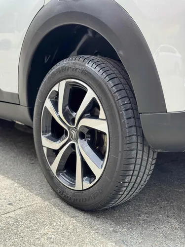 Citroën C4 Cactus 1.6 Shine Turbo Aut
