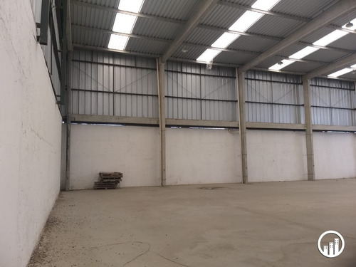 Imagem 7 de 11 de Galpão Para Alugar Ou Vender Com 1 Quartos, 600m² - Tomba - 65471