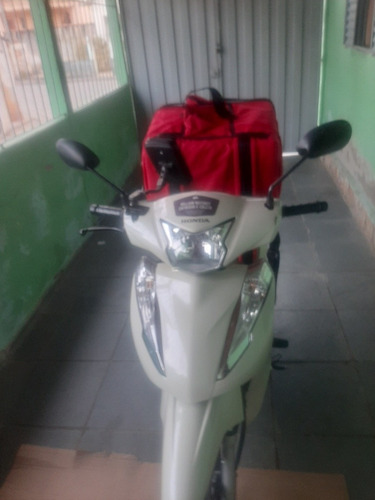 Imagem 1 de 2 de Honda 125 Cc