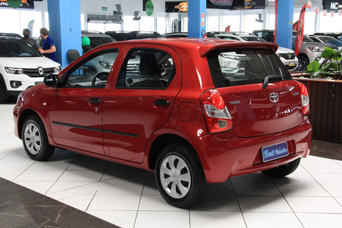 Toyota Etios 1.3 X 16v Flex 4p Manual