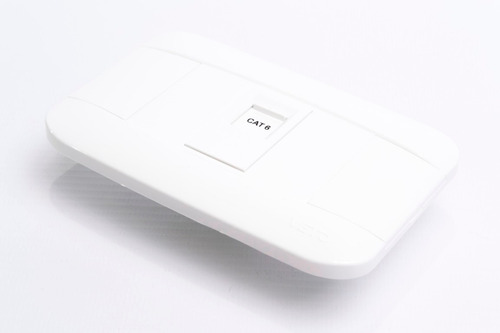 Toma De Datos Simple Para Incrustar Color Blan Forte By Veto