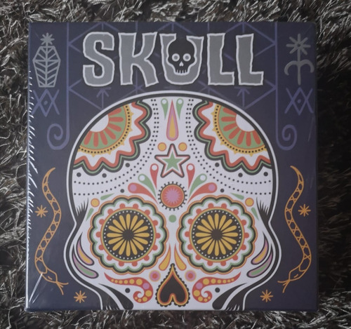 Promoción! Skull Juego De Mesa Bluffing! De Space Cowboys (Usado)