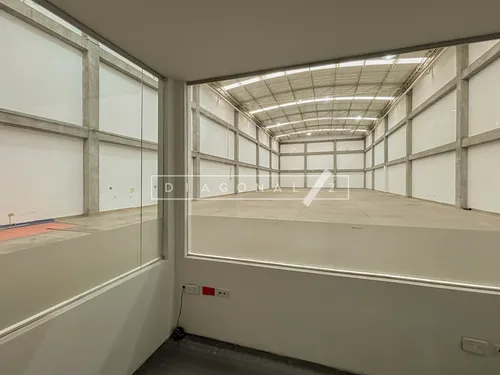 Bodega Industrial En Arriendo En El Refugio