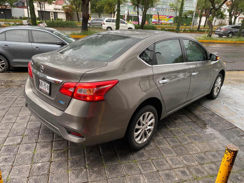 Imagen 4 de 12 de Nissan Sentra 2017 1.8 Advance Cvt