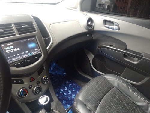 Imagen 12 de 18 de Chevrolet Sonic 2015 1.6 Ltz Mt Mx