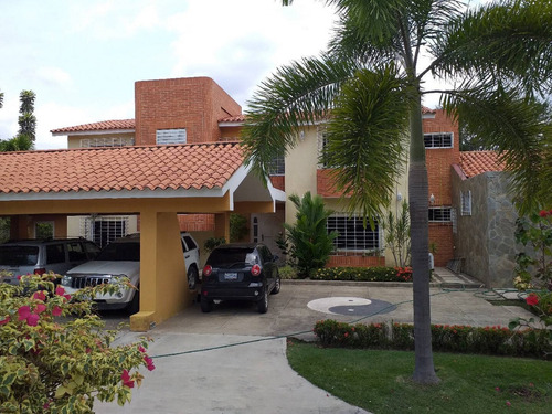Ac Espectacular Casa Con Piscina En Urbanización Las Mercedes San Diego 4417m2