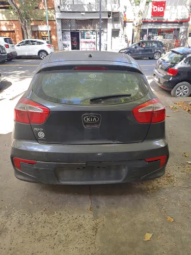 Kia Río 2016 Ex 1.4 Chocado Baja 04 Alta Motor 04