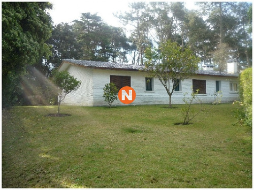 Casa En Venta Y Alquiler, San Rafael, Punta Del Este, 3 Dormitorios.- Ref: 206510