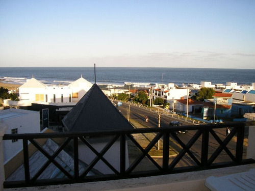 Hotel Con Vista Al Mar- Ref: 3196