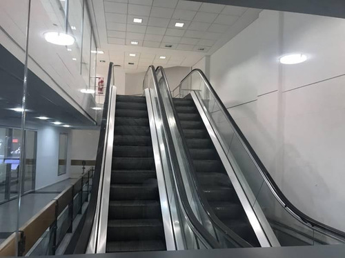 Imagen 5 de 30 de Edificio De Retail Y Oficinas Con 700 Puestos De Trabajo Oportunidad Única!