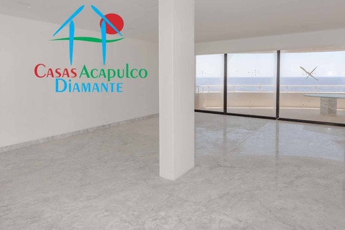 Imagen 3 de 14 de Cad Vidamar Ii Ph C1. Terraza Con Vista Frontal Al Mar