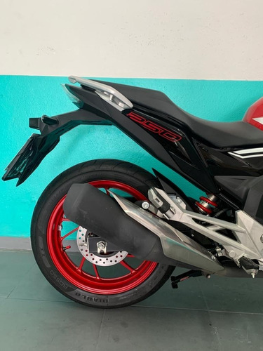 Imagem 3 de 11 de Honda Cb Twister 250 Abs