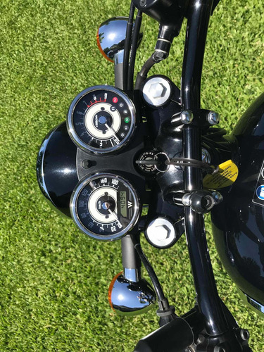 Kawasaki W800 S.e. (no Triumph Boneville, Honda O Scrambler)