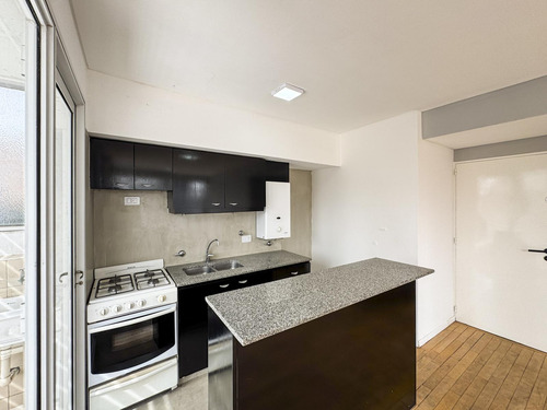 Departamento Piso Exclusivo Con 2 Dormitorios Y Mega Balcón